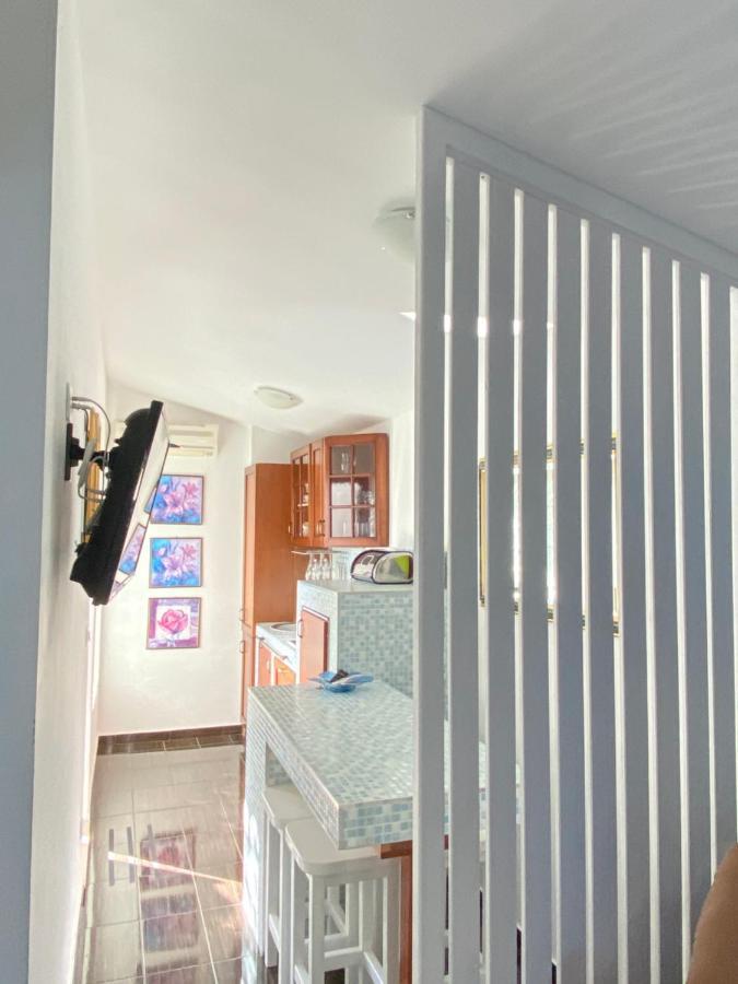 Sara Apartments Baška Voda Esterno foto