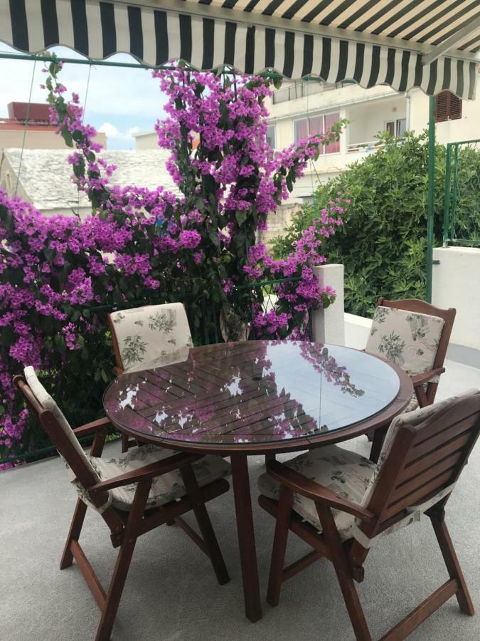 Sara Apartments Baška Voda Esterno foto