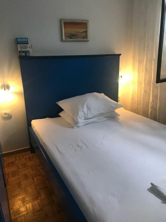 Sara Apartments Baška Voda Esterno foto