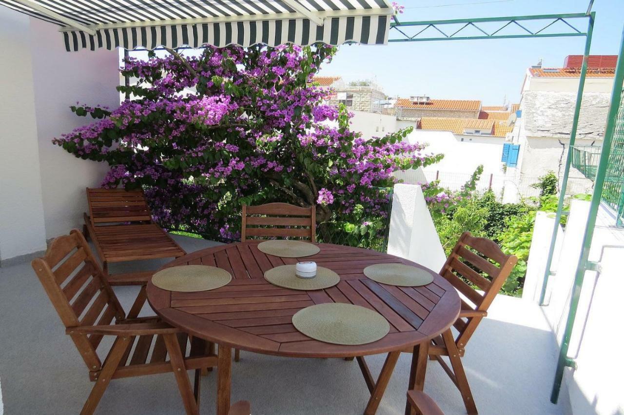 Sara Apartments Baška Voda Esterno foto
